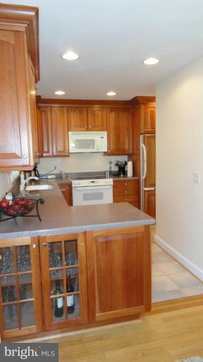 6205 Arkendale Road Alexandria, VA 22307 - Photo 16 of 26 Kitchen
