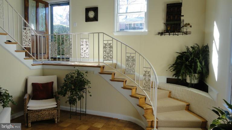 6205 Arkendale Road Alexandria, VA 22307 - Photo 19 of 26 Interior (General)