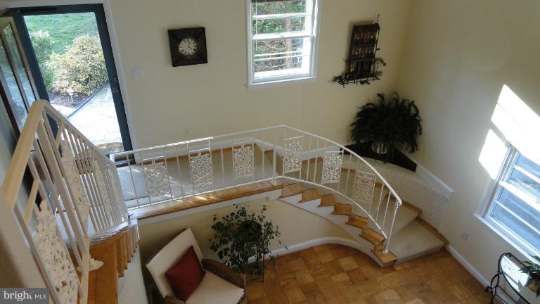 6205 Arkendale Road Alexandria, VA 22307 - Photo 22 of 26 Interior (General)