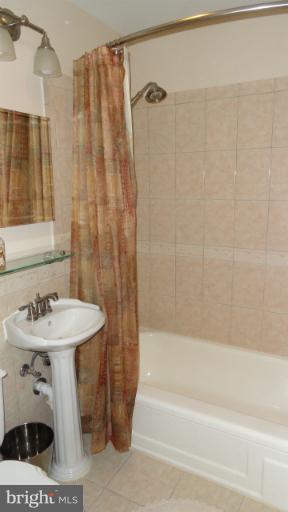6205 Arkendale Road Alexandria, VA 22307 - Photo 23 of 26 Bath