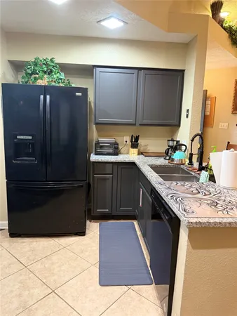 $2,200 | 335 Anchor Way, League City, TX 77573