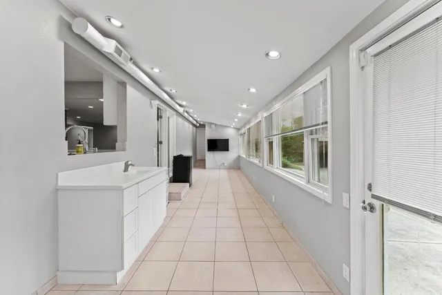 $885,000 | 6730 Lakeview Drive, Carmichael, CA 95608