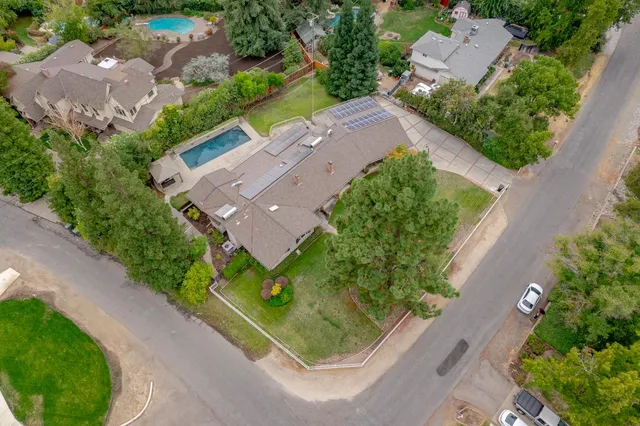 $885,000 | 6730 Lakeview Drive, Carmichael, CA 95608