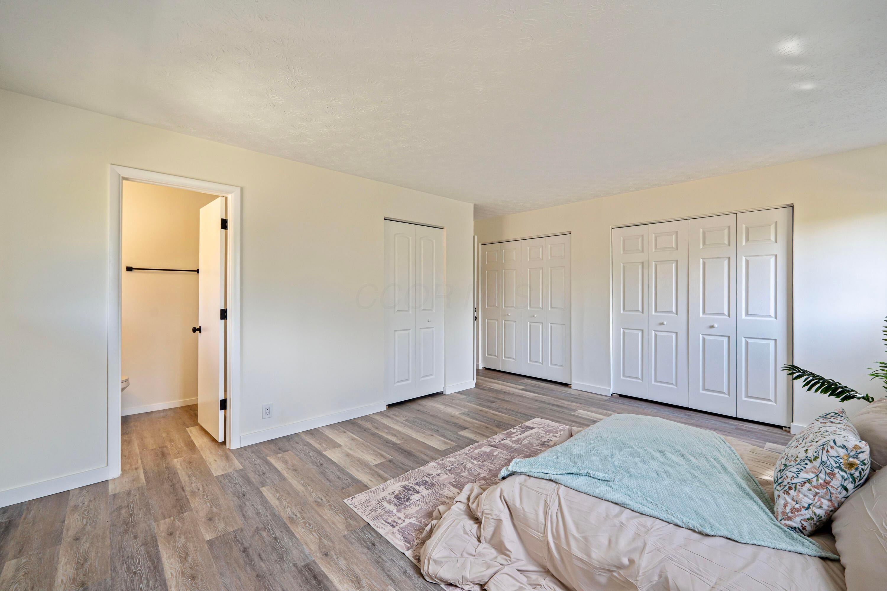 560 South Kellner Road Columbus, OH 43209 - Photo 17 of 32 bedroom2