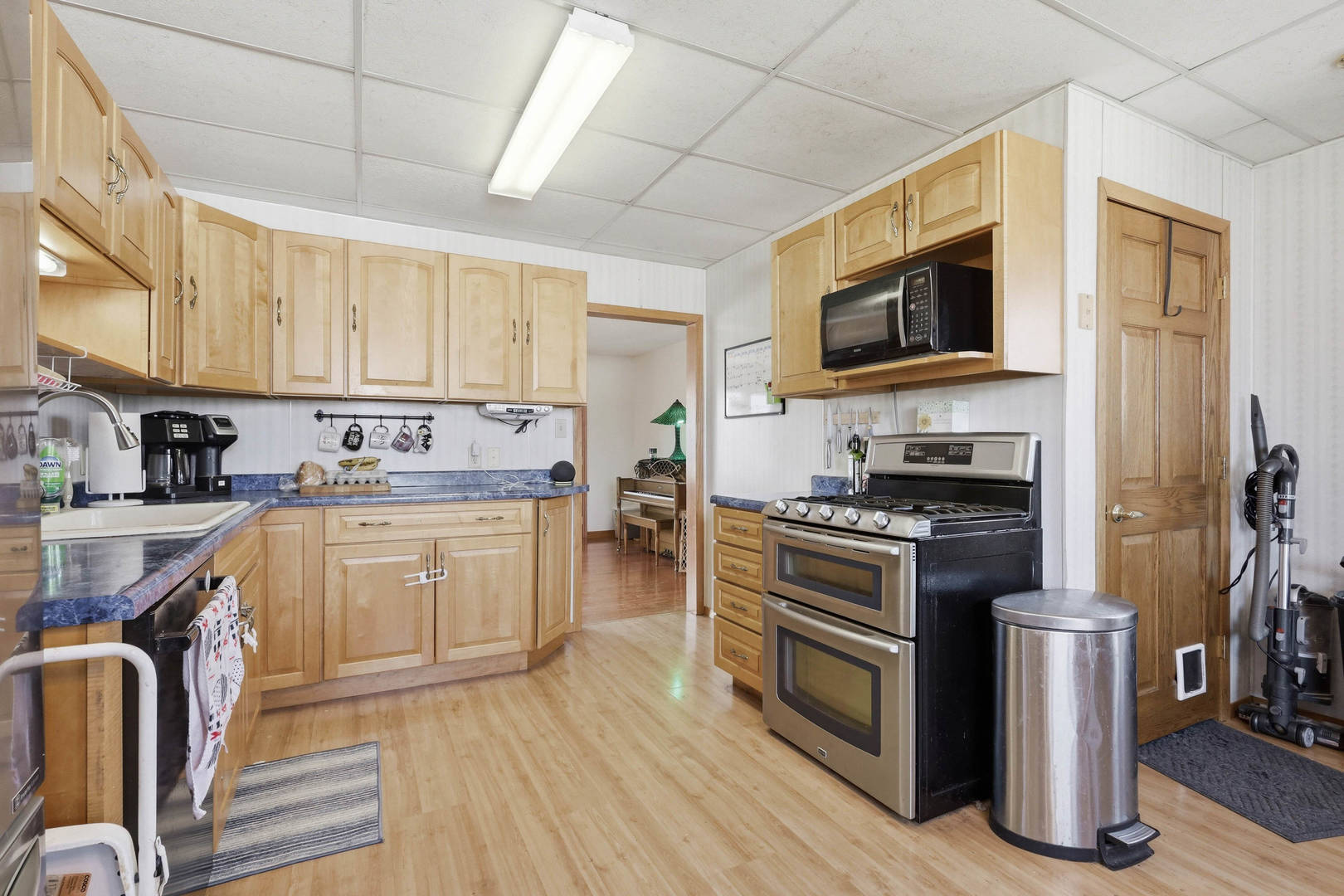 4149 26th Avenue Moline, IL 61265 - Photo 13 of 29