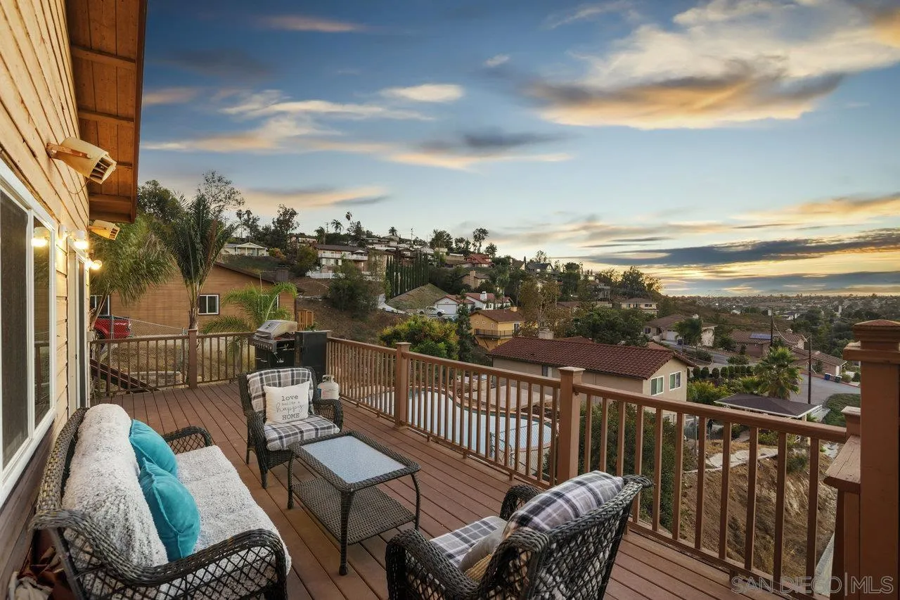 2258 Monaghan Court Spring Valley, CA 91977 - Photo 4 of 37 Gallery Image 4
