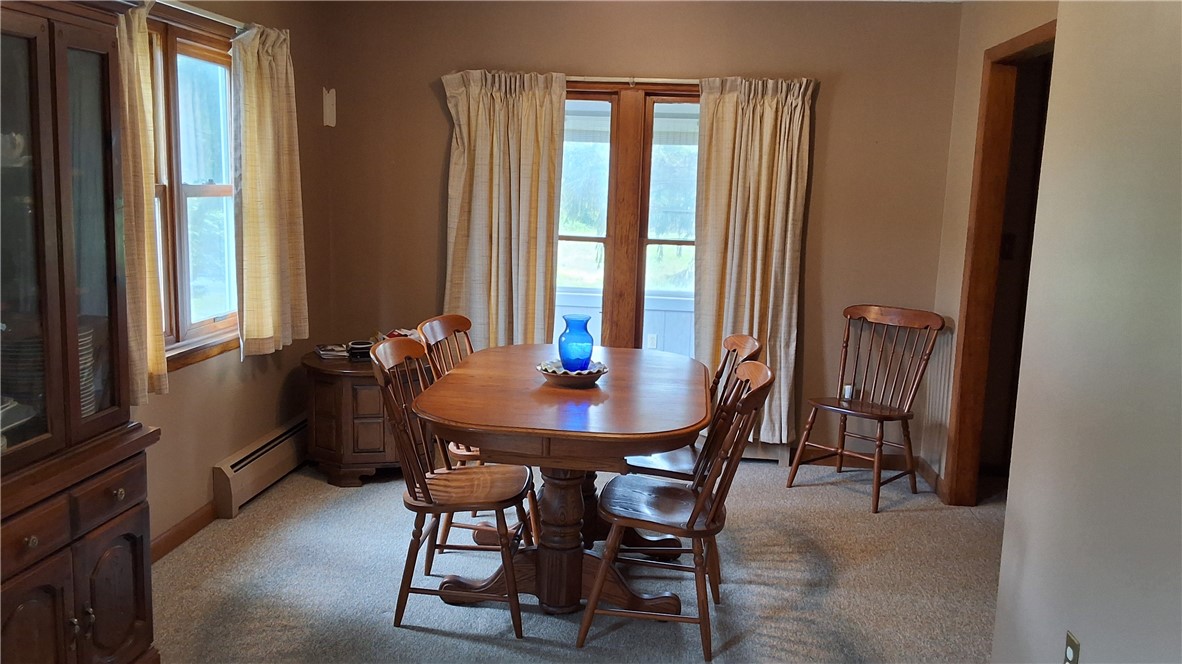 7516 Beach Road Montezuma, NY 13021 - Photo 19 of 44 Dining Room