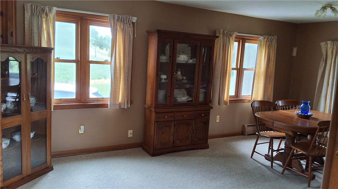 7516 Beach Road Montezuma, NY 13021 - Photo 21 of 44 Dining Room