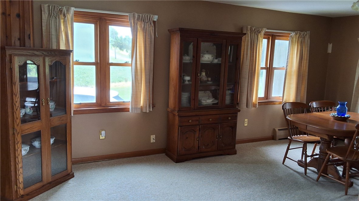 7516 Beach Road Montezuma, NY 13021 - Photo 24 of 44 Dining Room