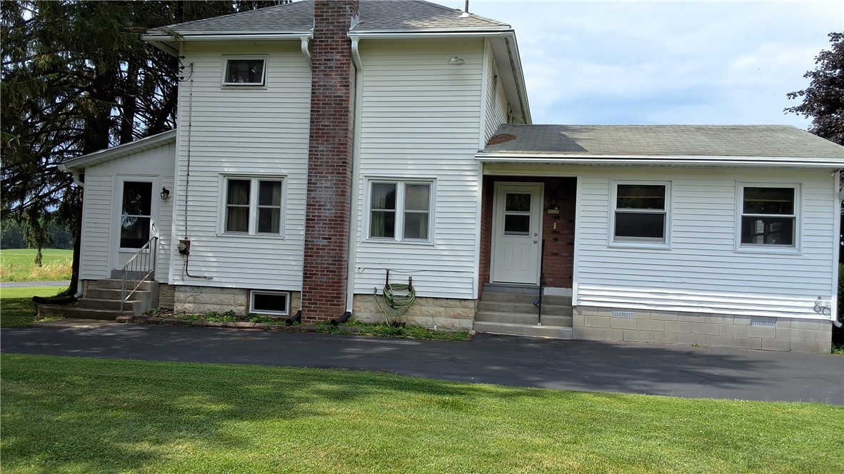 7516 Beach Road Montezuma, NY 13021 - Photo 5 of 44 Side View
