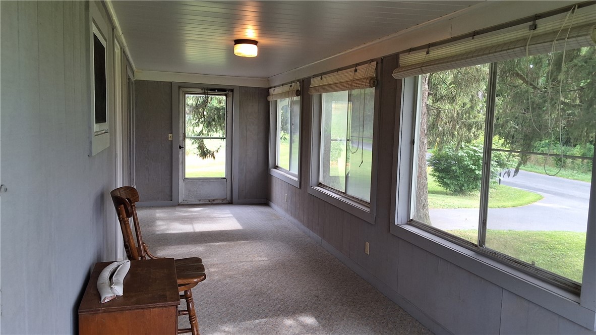 7516 Beach Road Montezuma, NY 13021 - Photo 10 of 44 Enclosed Front Porch