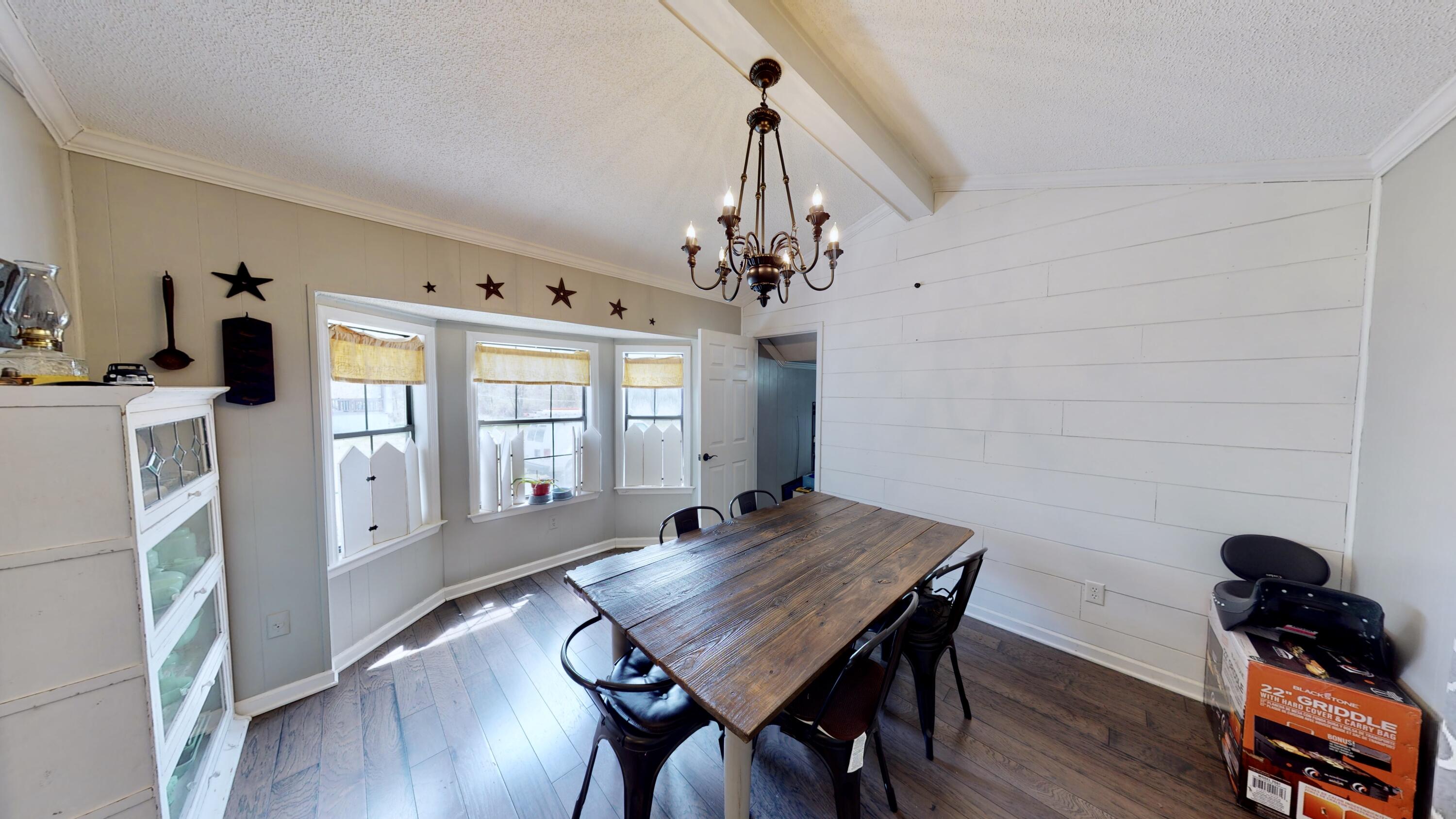 1374 White Oak Road Dayton, TN 37321 - Photo 6 of 13 Dining Room 1