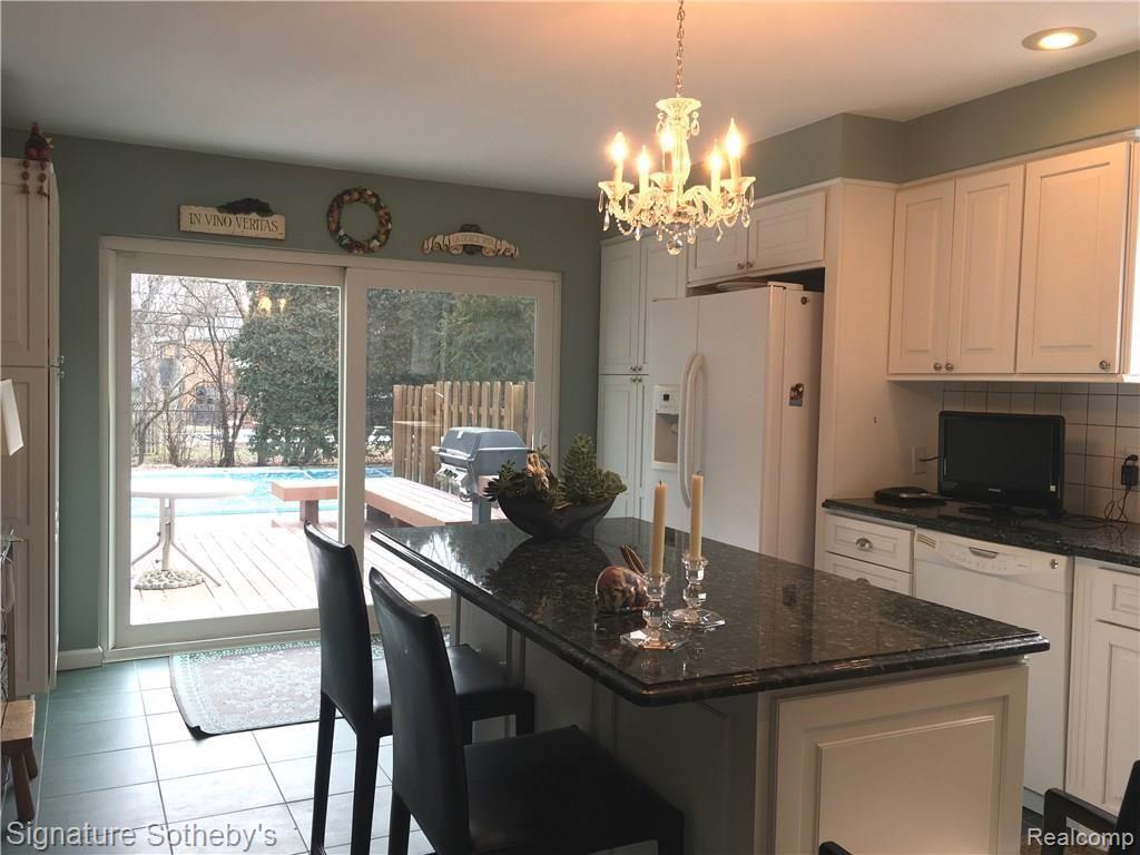 364 North Cranbrook Road Bloomfield Hills, MI 48301 - Photo 5 of 12 IMG_2508.JPG