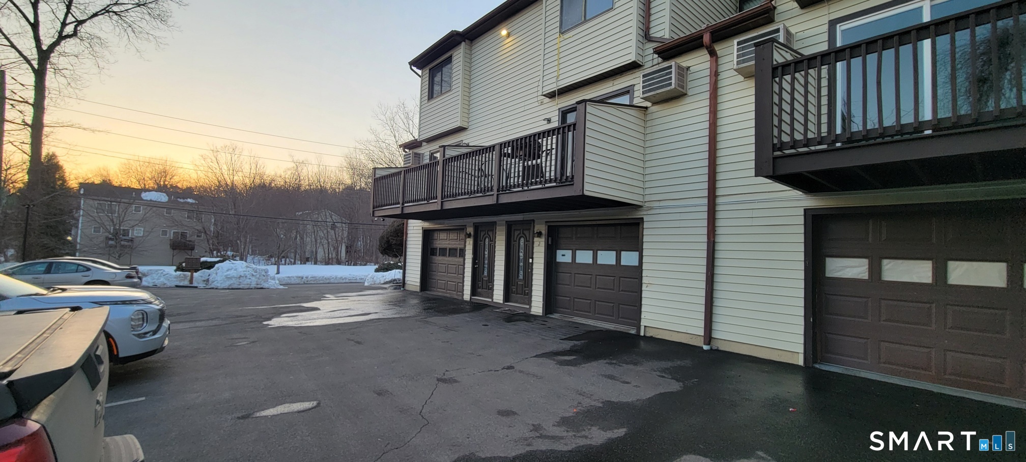 8 Scuppo Road, Unit 3 Danbury, CT 06811 - Photo 19 of 23 Parking lot