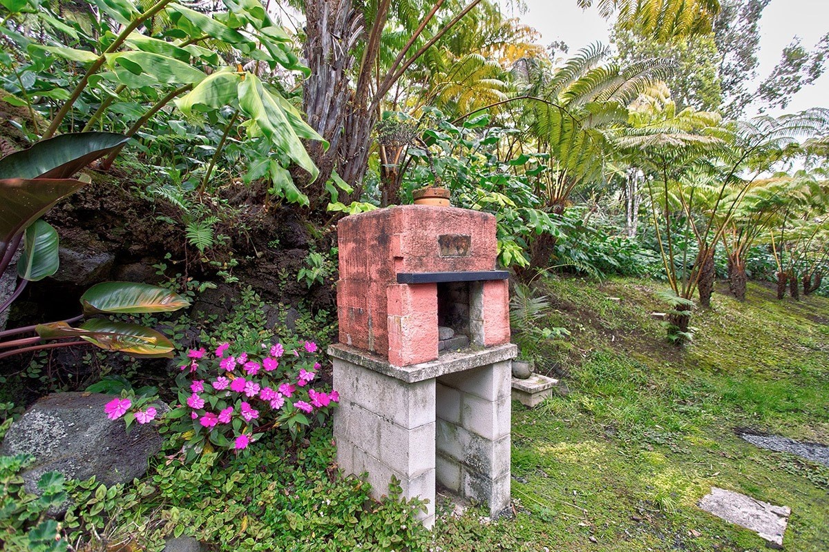 19-4242 Wright Road Volcano, HI 96785 - Photo 29 of 30 an aerial view of a house with a yard