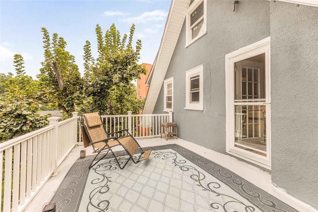 5650 Post Road Bronx, NY 10471 - Photo 20 of 34 a view of a chair and table in the balcony
