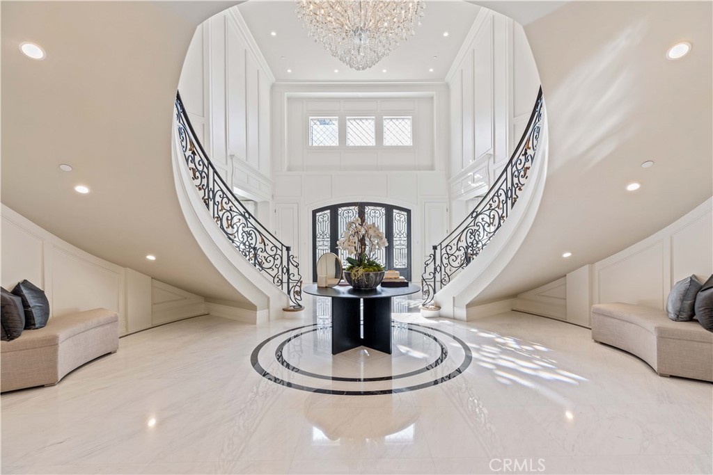 911 Hampton Road Arcadia, CA 91006 - Photo 13 of 73 a view of entryway and hall