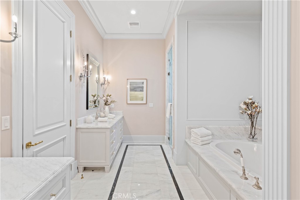 911 Hampton Road Arcadia, CA 91006 - Photo 17 of 73 6 Beds, 8 Baths, 11,890 Sq.ft