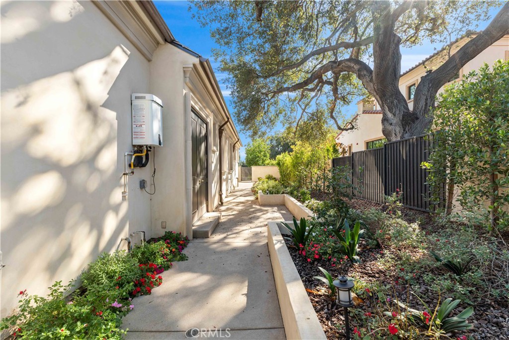 911 Hampton Road Arcadia, CA 91006 - Photo 64 of 73 a view of a back yard of the house