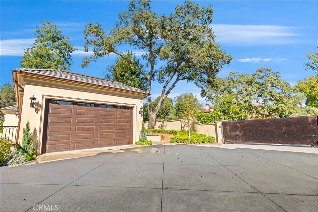 911 Hampton Road Arcadia, CA 91006 - Photo 65 of 73 6 Beds, 8 Baths, 11,890 Sq.ft