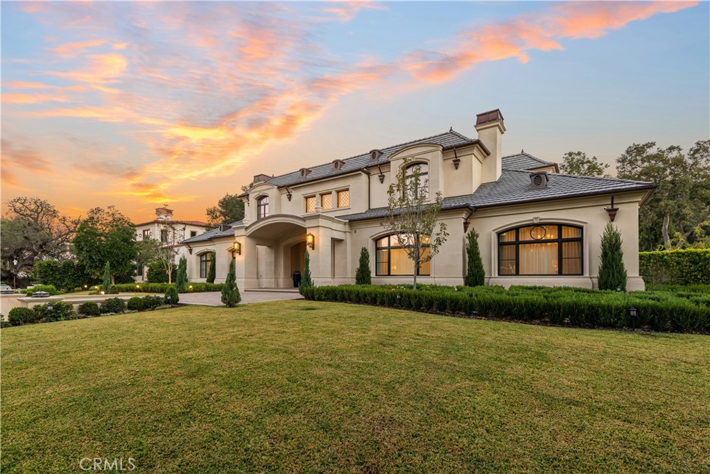 911 Hampton Road Arcadia, CA 91006 - Photo 68 of 73 a front view of a house with a yard