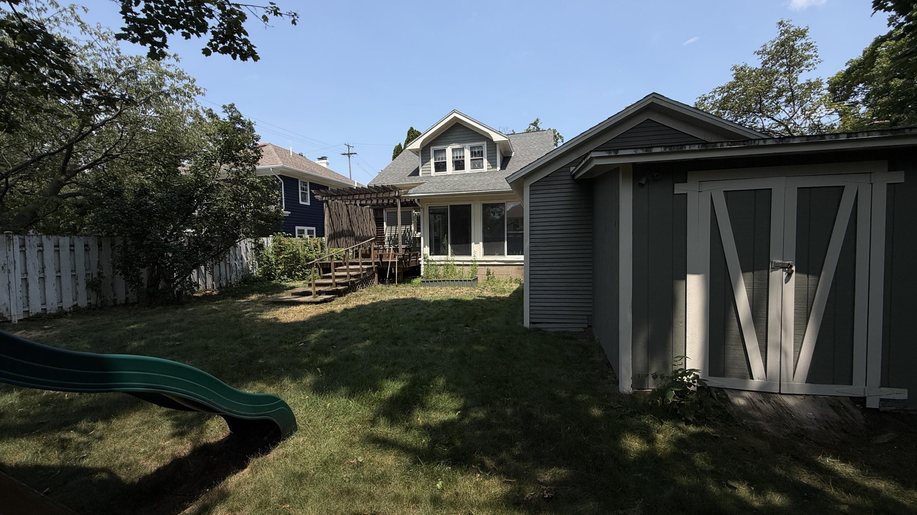 321 Inkster Avenue Kalamazoo, MI 49001 - Photo 6 of 48 Extra Storage