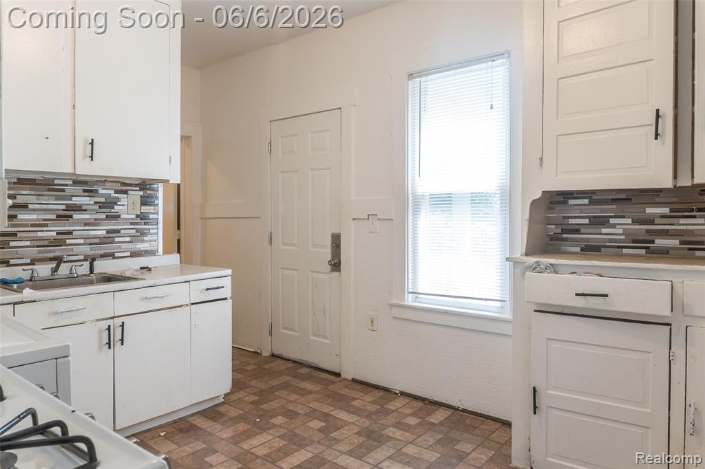 207 Richter Street River Rouge, MI 48218 - Photo 14 of 36
