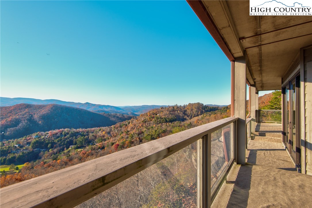 136 Buzzard Cliffs, Unit B2 Boone, NC 28607 - Photo 31 of 43 Gallery Image 31
