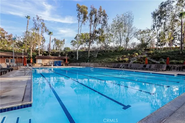 $1,590,000 | 25152 Mammoth Circle, Lake Forest, CA 92630