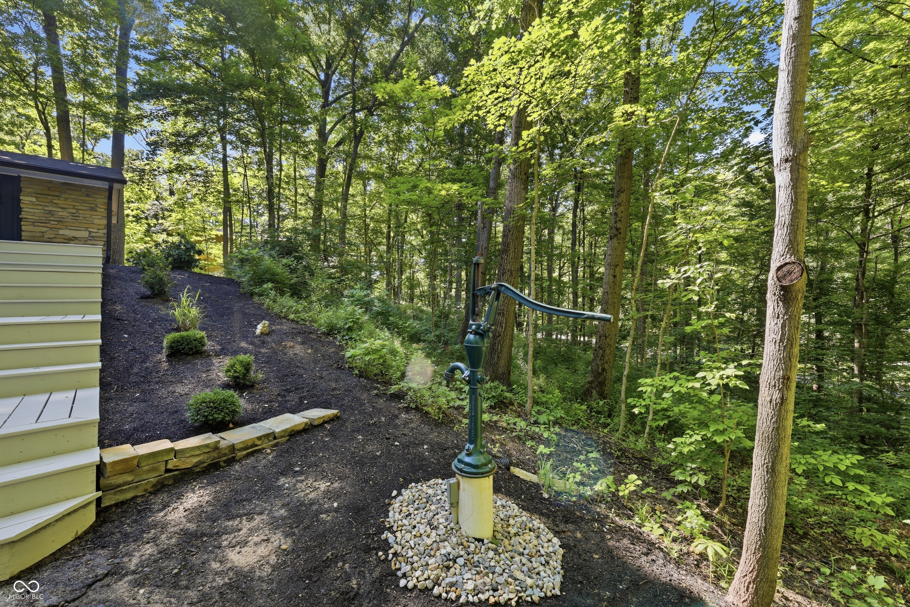 9220 Sandbury Road Indianapolis, IN 46256 - Photo 44 of 48