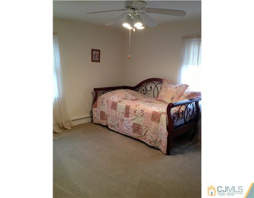 55 West Hill Road Colonia, NJ 07067 - Photo 12 of 20