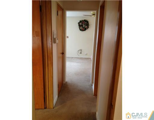 55 West Hill Road Colonia, NJ 07067 - Photo 13 of 20