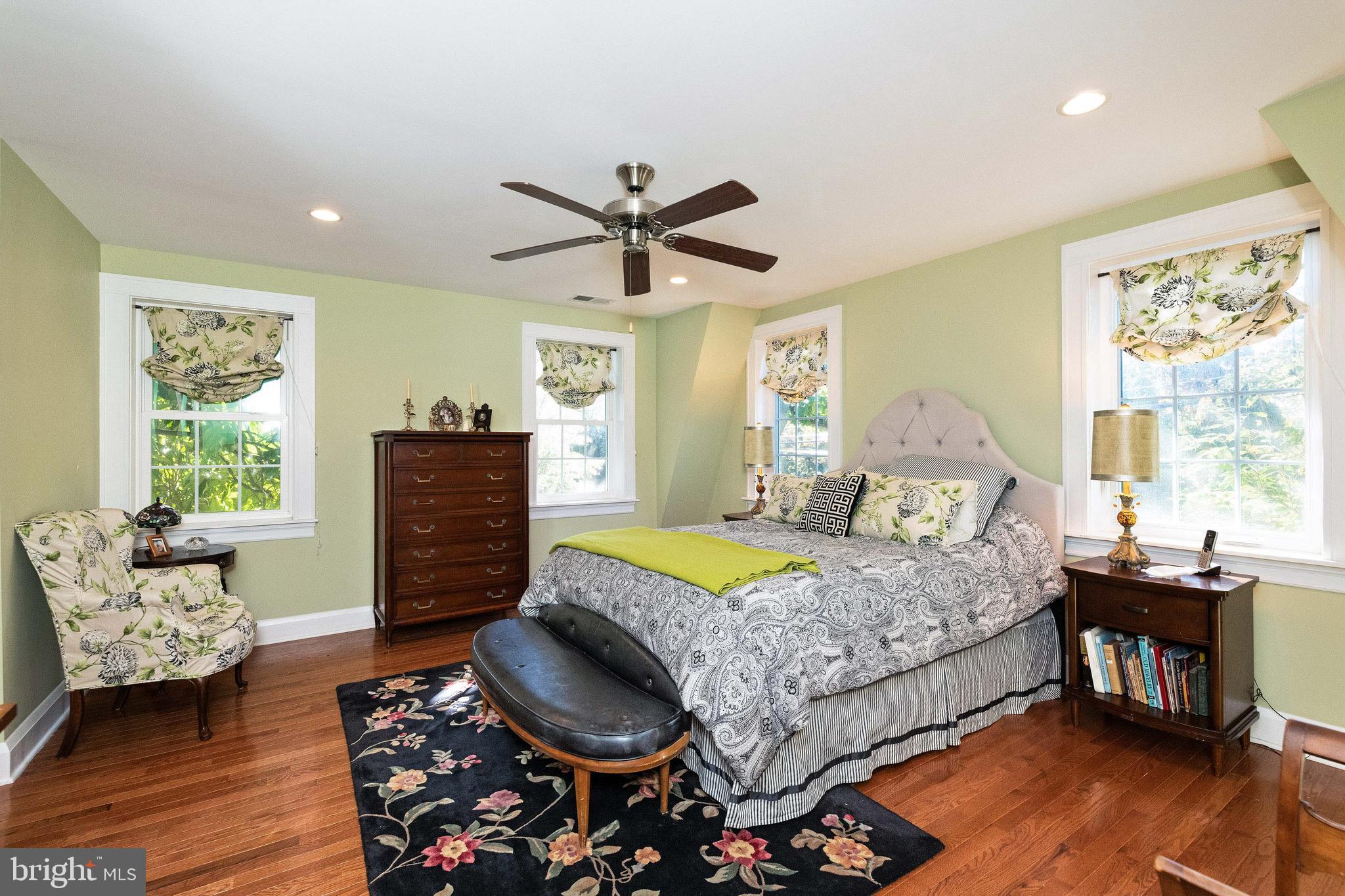 6910 Copeleigh Road Baltimore, MD 21212 - Photo 19 of 51 Primary Bedroom
