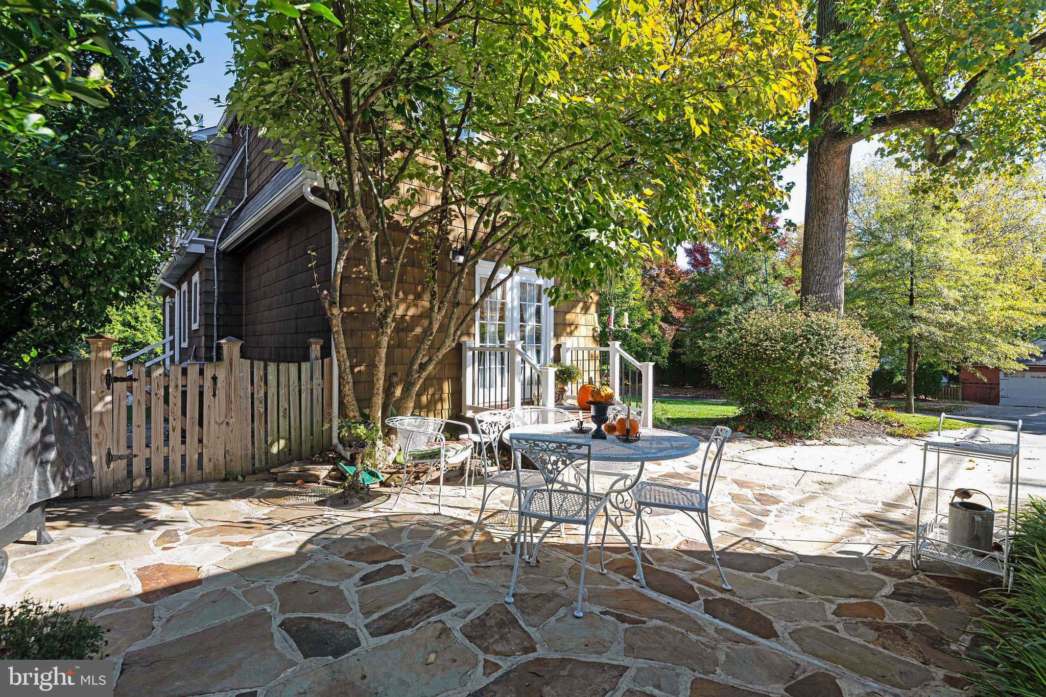 6910 Copeleigh Road Baltimore, MD 21212 - Photo 37 of 51 Flagstone Patio