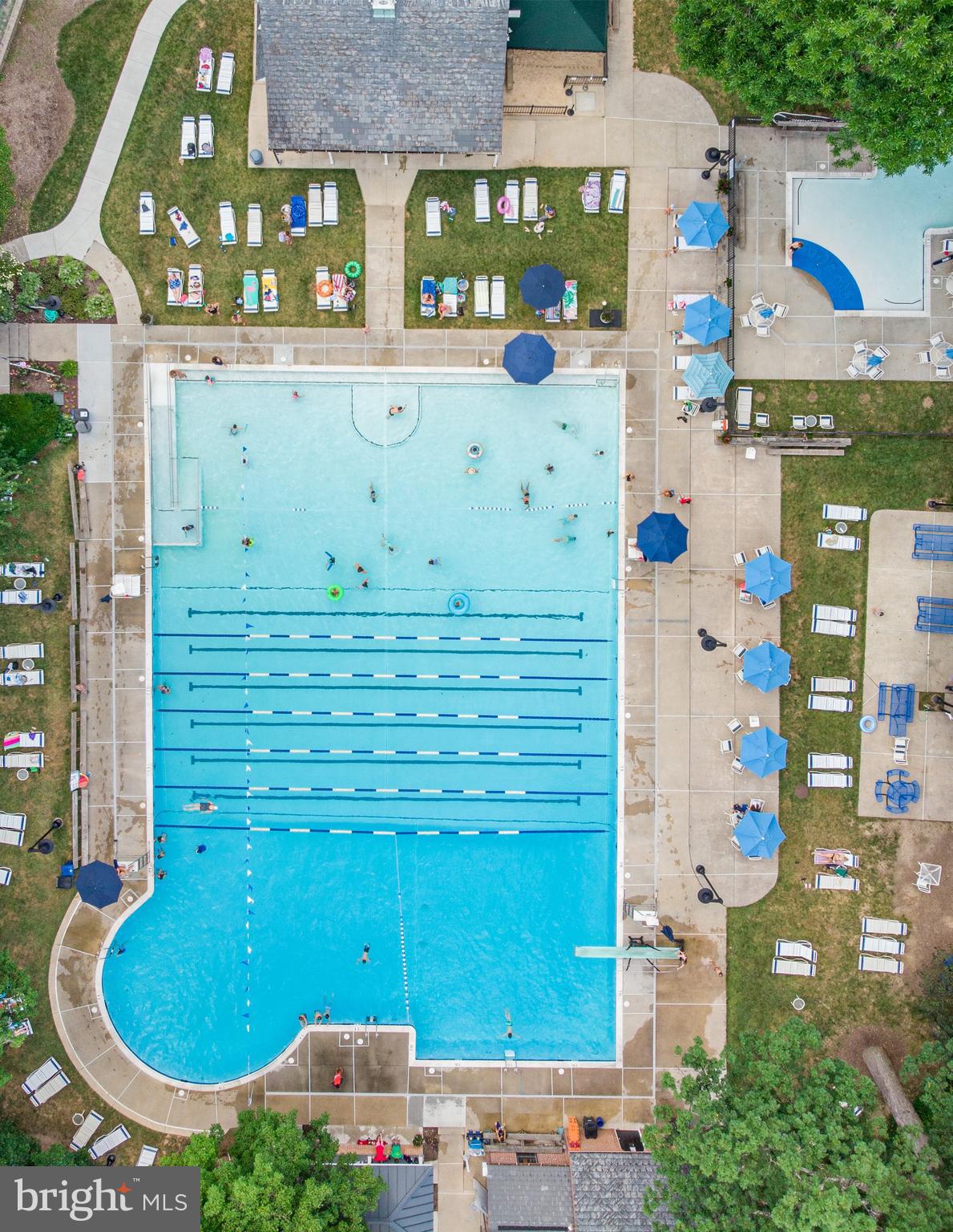 6910 Copeleigh Road Baltimore, MD 21212 - Photo 43 of 51 Stoneleigh Pool