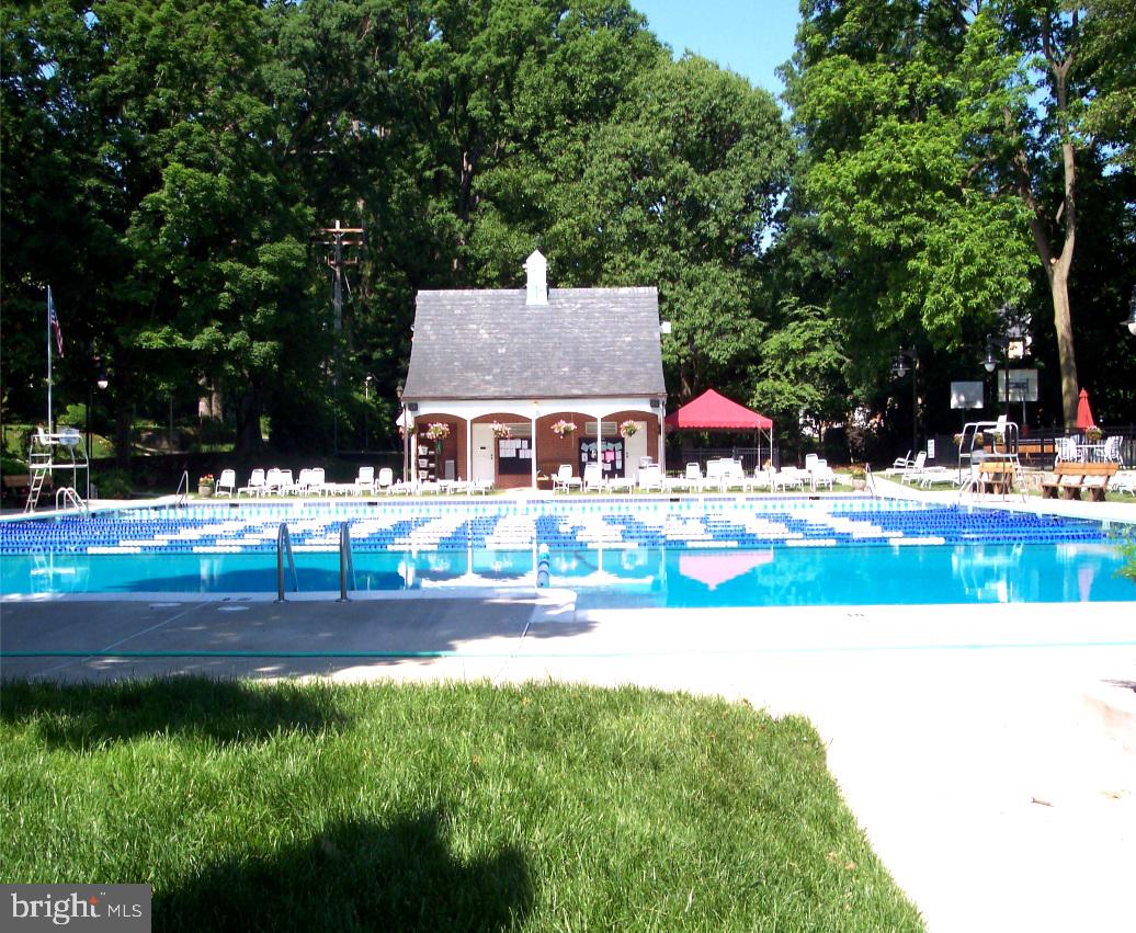 6910 Copeleigh Road Baltimore, MD 21212 - Photo 44 of 51 Stoneleigh Pool