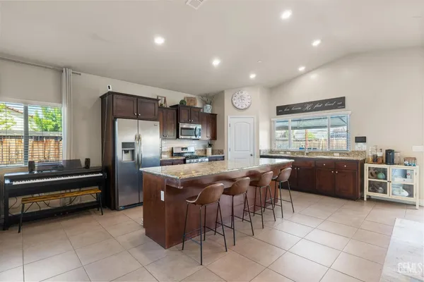 $439,950 | Undisclosed Address, Shafter, CA 93263