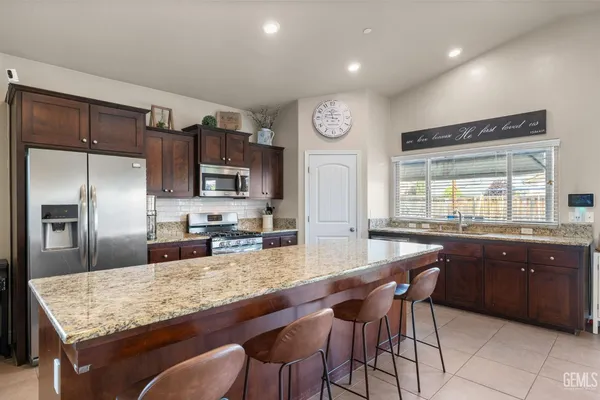 $439,950 | Undisclosed Address, Shafter, CA 93263