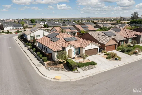 $439,950 | Undisclosed Address, Shafter, CA 93263