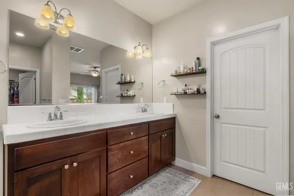 $439,950 | Undisclosed Address, Shafter, CA 93263