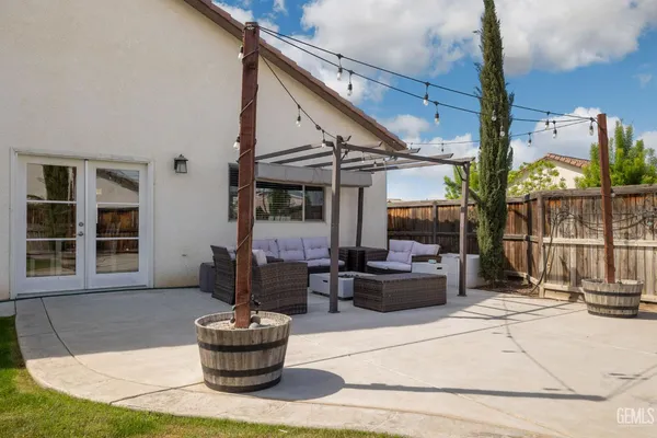 $439,950 | Undisclosed Address, Shafter, CA 93263
