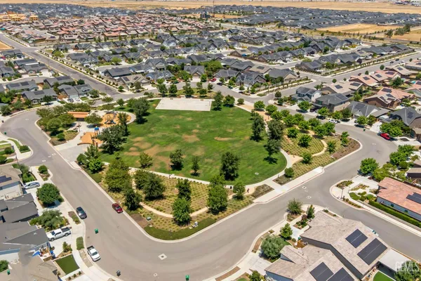 $439,950 | Undisclosed Address, Shafter, CA 93263