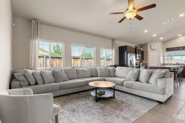$439,950 | Undisclosed Address, Shafter, CA 93263