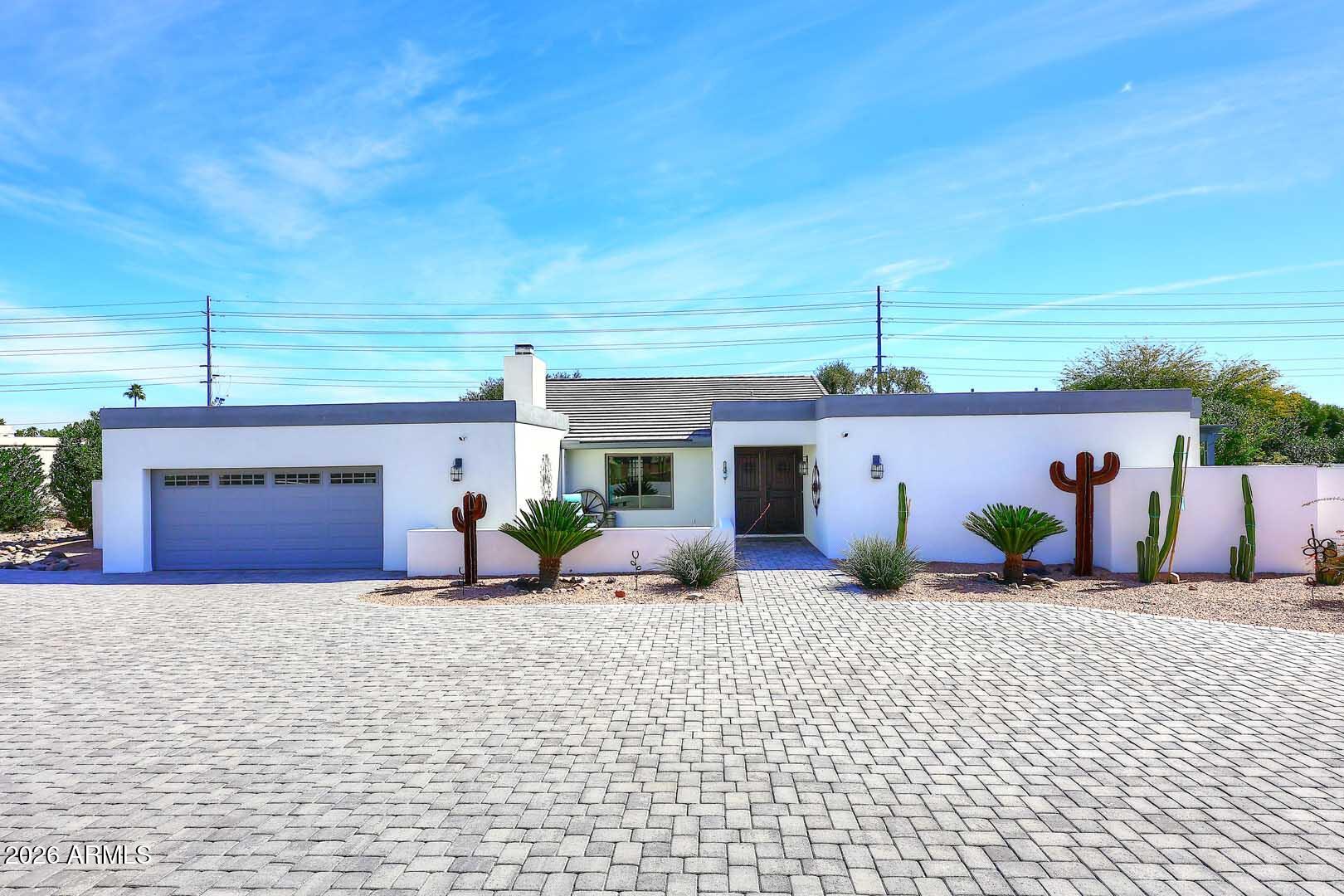 4641 East Mountain View Road Phoenix, AZ 85028 - Photo 2 of 43 Front View
