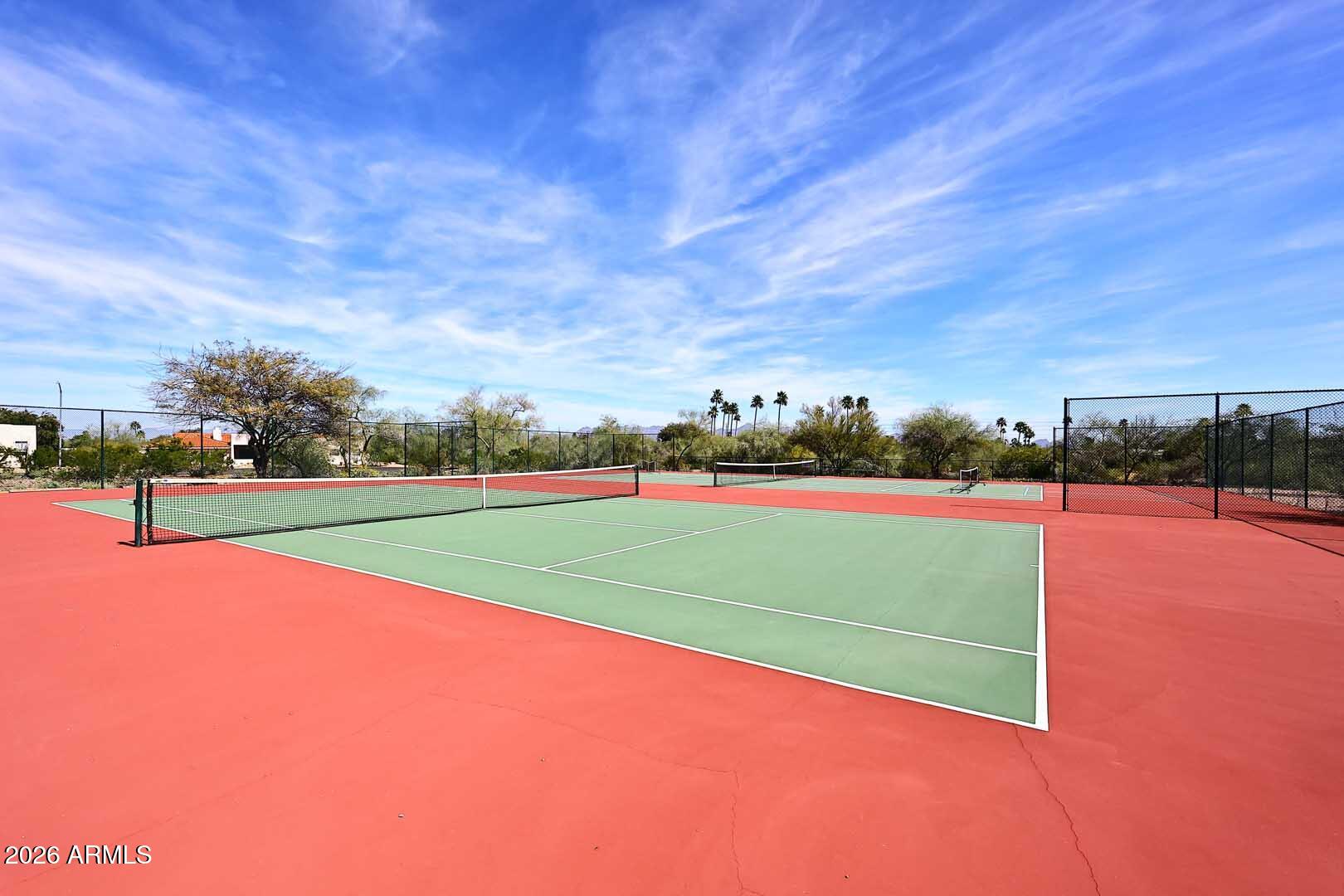 4641 East Mountain View Road Phoenix, AZ 85028 - Photo 40 of 44 a view of a tennis court