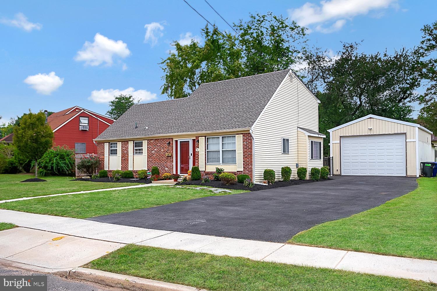 44 Linden Road Burlington, NJ 08016 - Photo 1 of 27