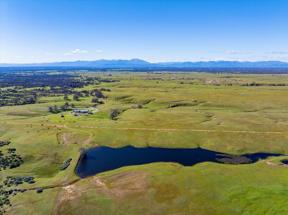23504 Dersch Road Anderson, CA 96007 - Photo 44 of 54 a view of an ocean and a mountain