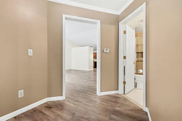 $254,900 | 26430 Sanajo Court, Unit 20, New Baltimore, MI 48051