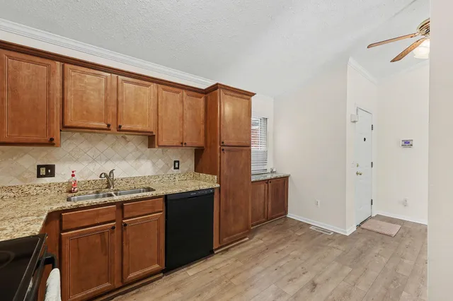 $254,900 | 26430 Sanajo Court, Unit 20, Chesterfield, MI 48051