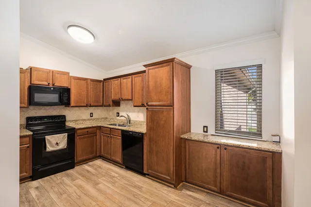 $254,900 | 26430 Sanajo Court, Unit 20, Chesterfield, MI 48051